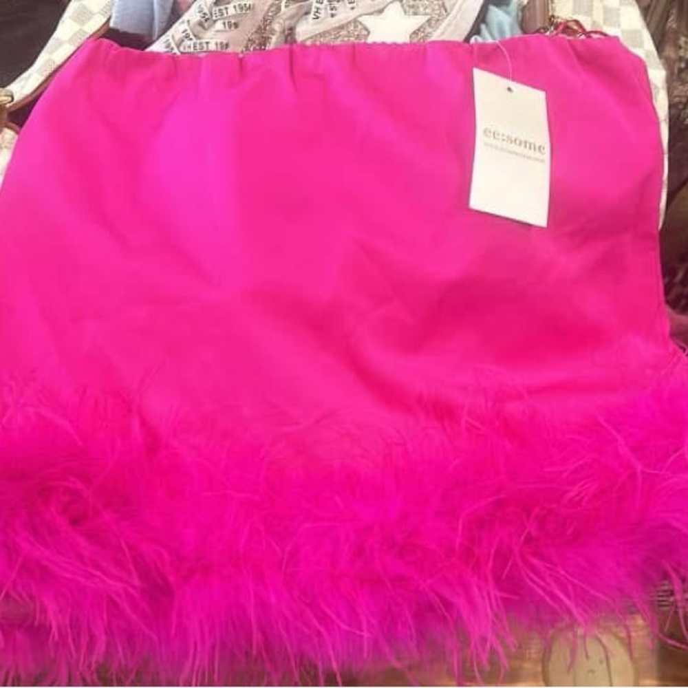 Hot pink skirt new with tags size medium